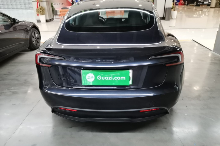 Tesla Model 3 2026 #4 Tesla Model 3 2026 изображение автомобиля #4