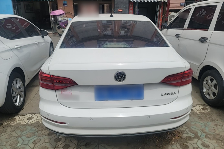 Volkswagen Lavida 2020 car image #6