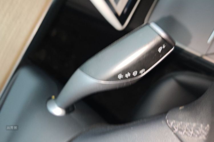 Tesla Model Y 2023 #16 Tesla Model Y 2023 car image #16