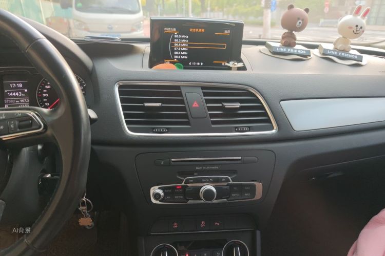 Audi Q3 2017 #15 Audi Q3 2017 car image #15