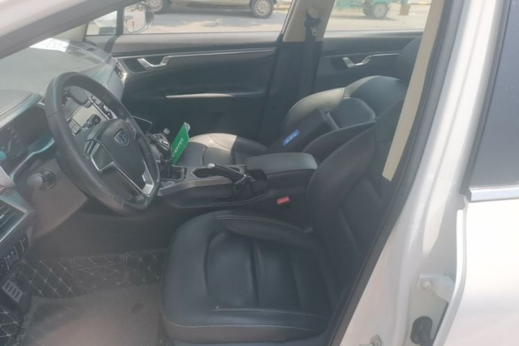 GEELY Emgrand GS 2018 car image #19