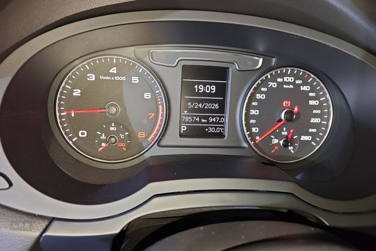 Audi Q3 2017 #14 Audi Q3 2017 car image #14