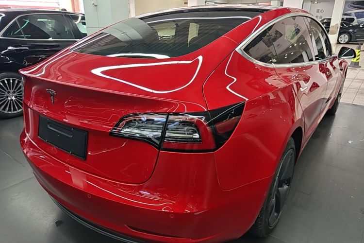 Tesla Model 3 2020 immagine di auto #7