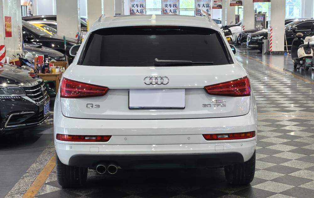Audi Q3 2018 #3 Audi Q3 2018 car image #3