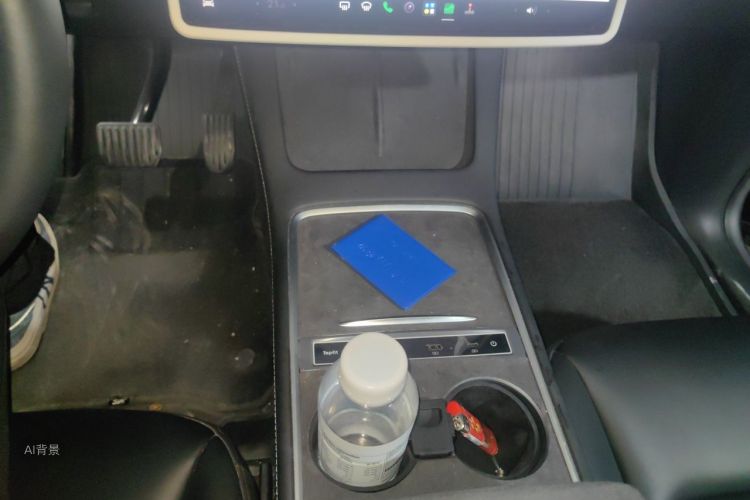 Tesla Model Y 2023 #16 Tesla Model Y 2023 car image #16