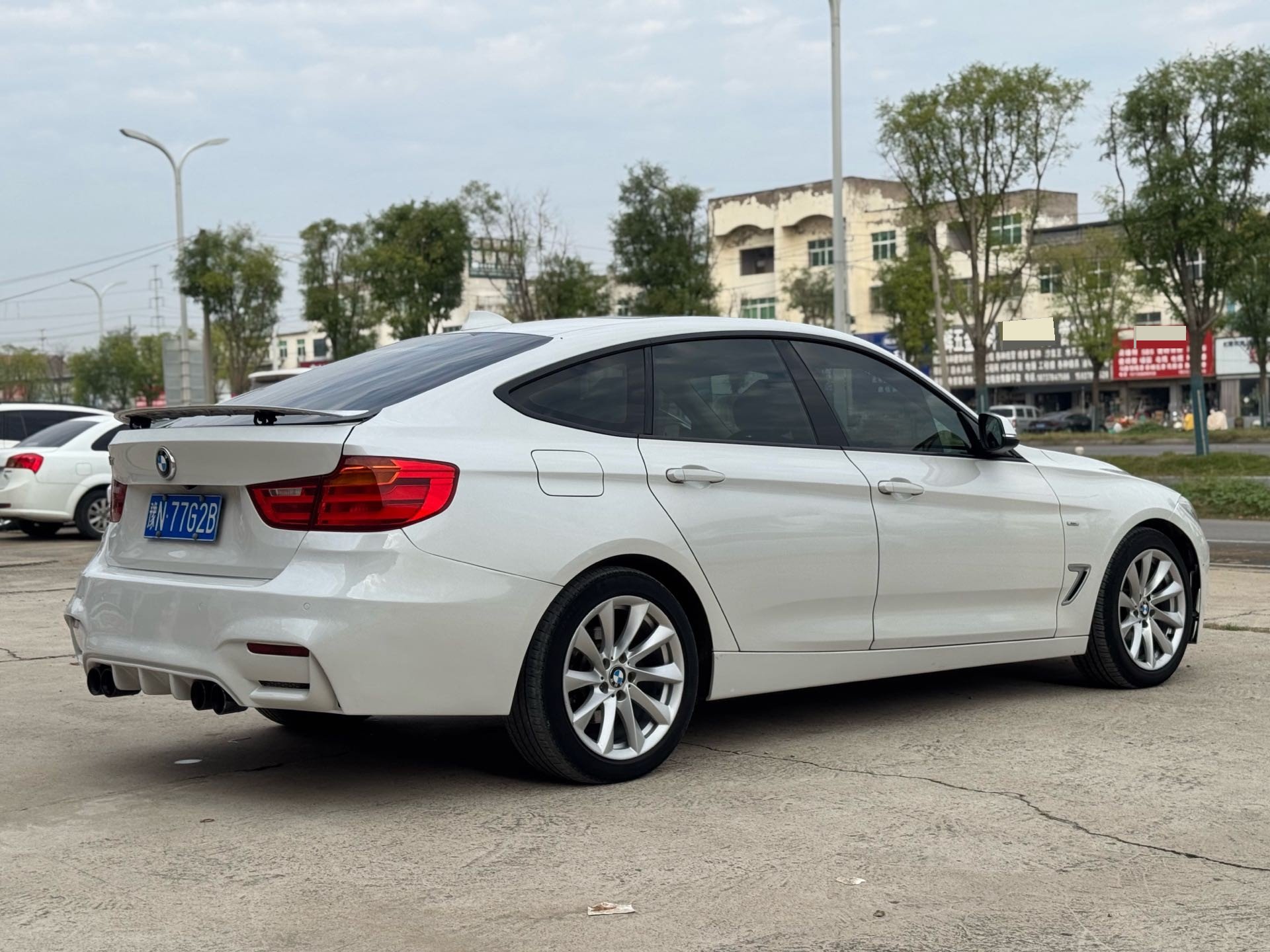 BMW 3 Series GT 2014 #9 BMW 3 Series GT 2014 صورة سيارة #9