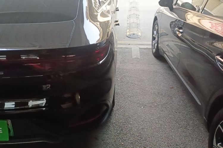 BYD Han 2024 car image #8