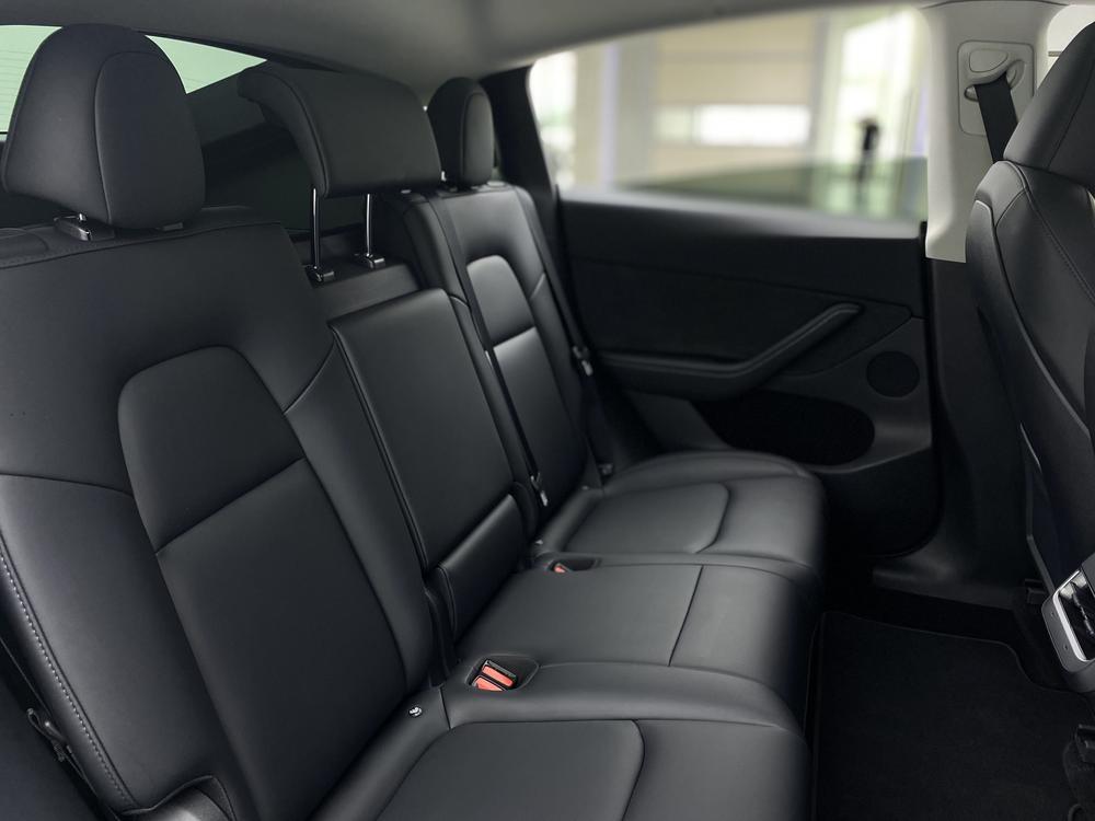 Tesla Model Y 2025 #29 Tesla Model Y 2025 car image #29