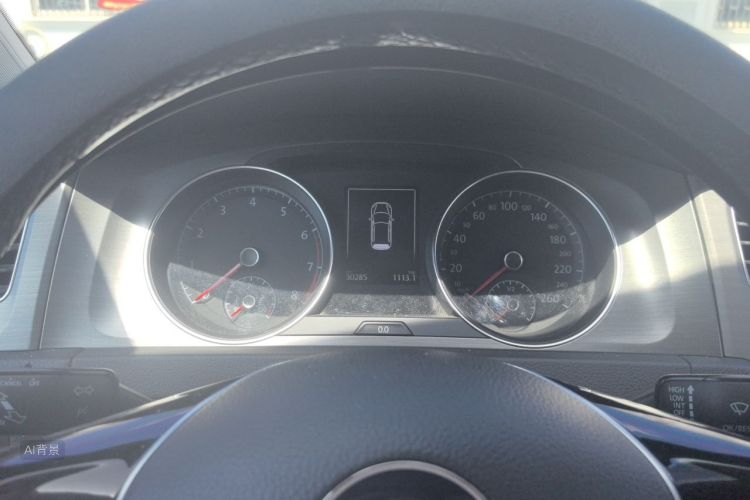Volkswagen Golf 2016 car image #13