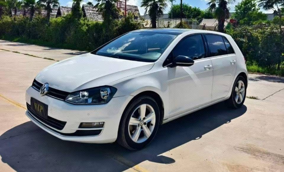 Volkswagen Golf 2017 Volkswagen Golf 2017 car image