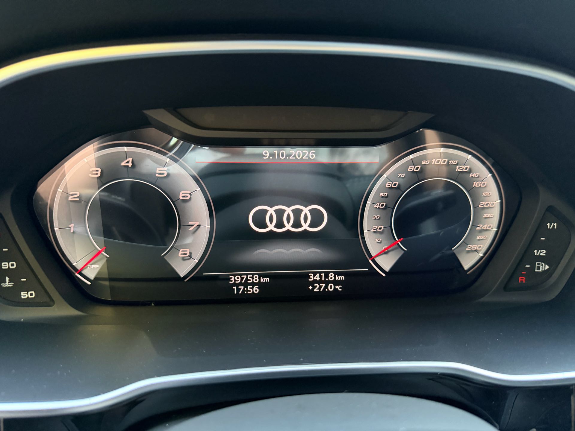 Audi Q3 2023 #5 Audi Q3 2023 car image #5