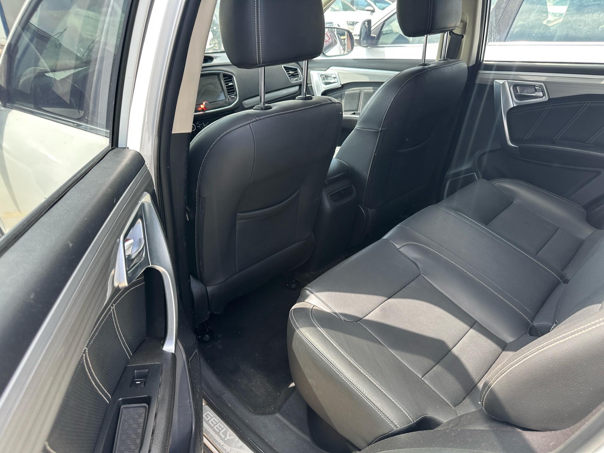GEELY Vision X6 2018 car image #5