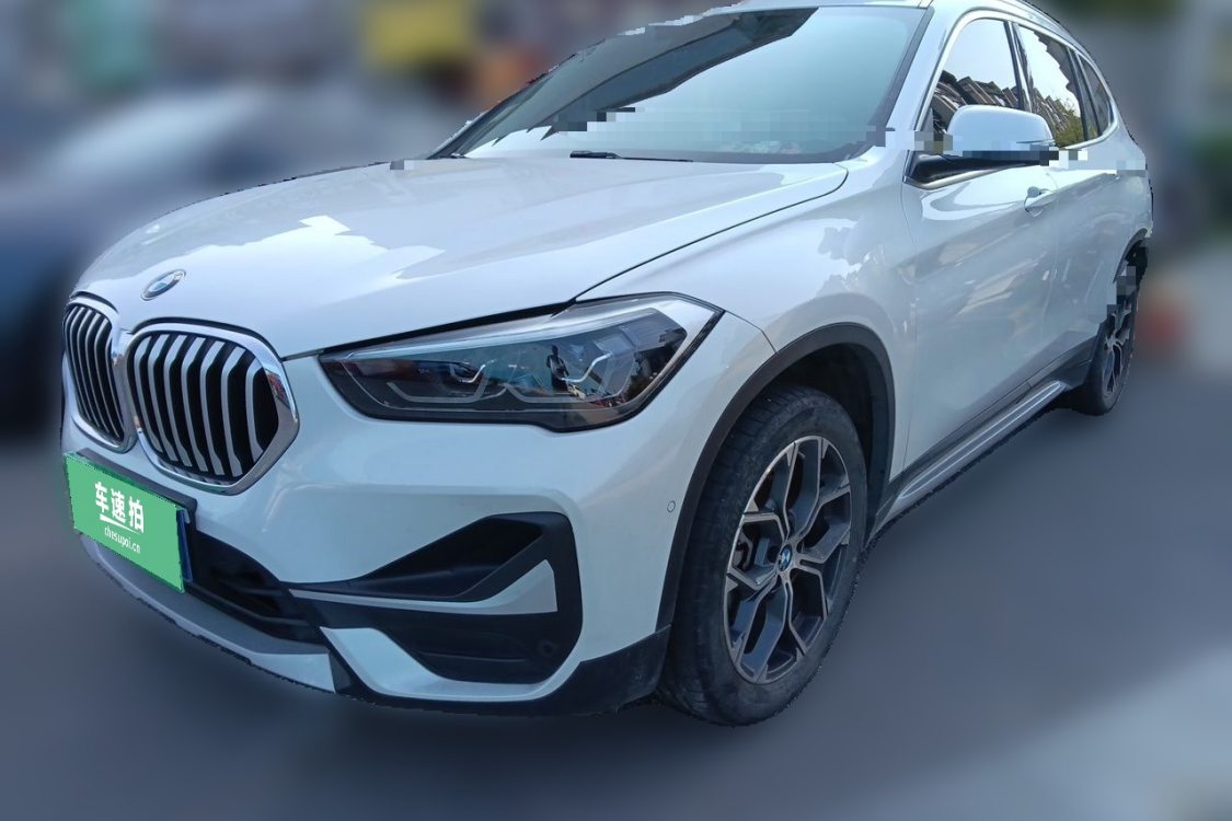 BMW X1 2019 BMW X1 2019 car image