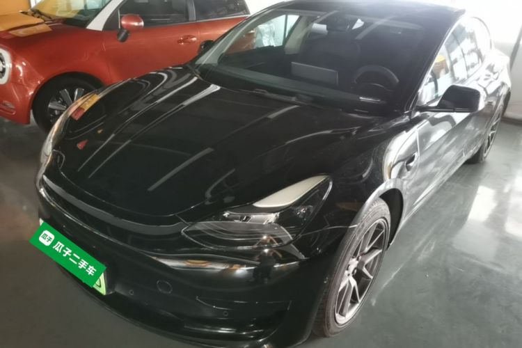 Tesla Model 3 2021 car image #2