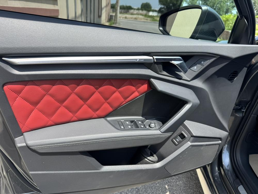 Audi A3 2023 immagine di auto #11