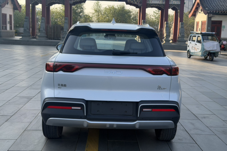 BYD YuanUP 2024 #10 BYD YuanUP 2024 immagine di auto #10