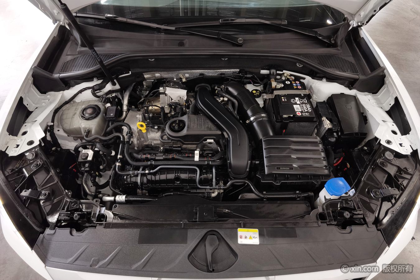 Audi Q2L 2024 #18 Audi Q2L 2024 car image #18