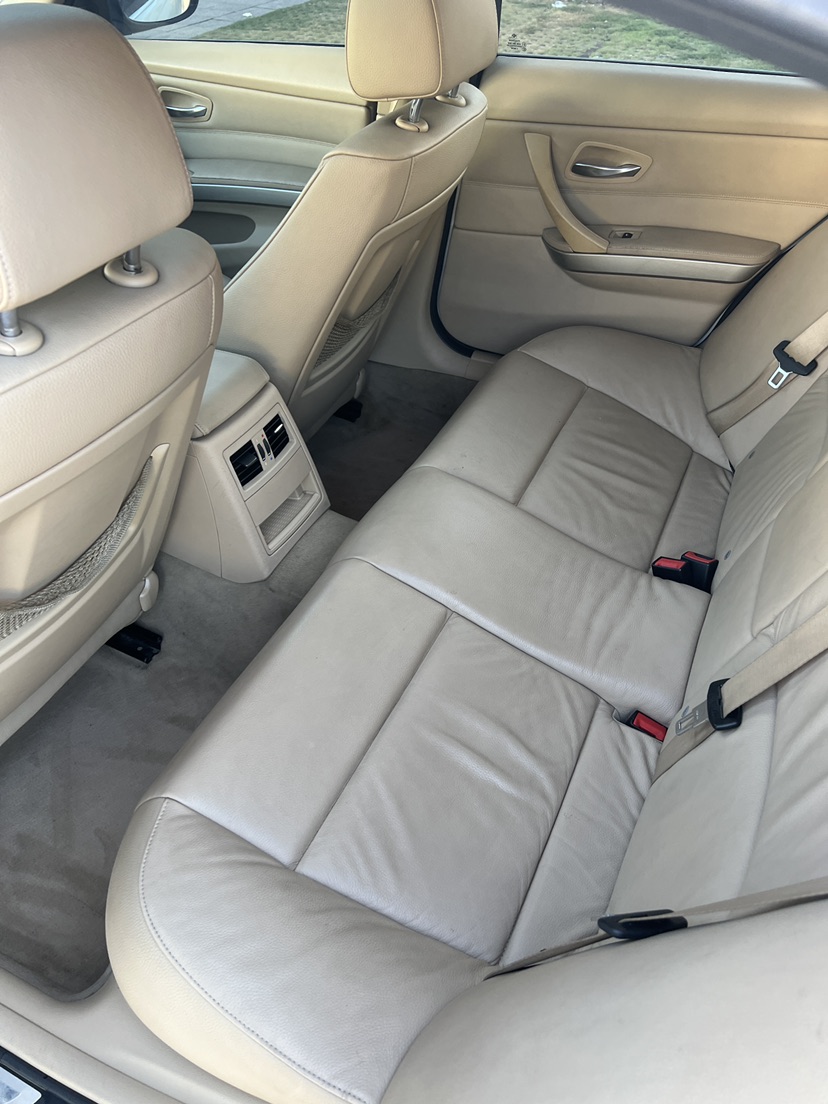 BMW 3 Series (Imported) 2011 car image #6