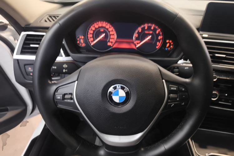 BMW 3 Series 2019 #11 BMW 3 Series 2019 car image #11