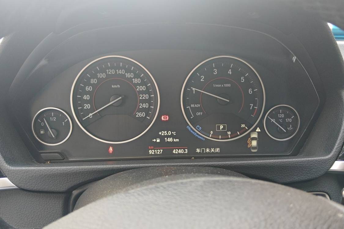 BMW 3 Series 2017 imagem de carro #24