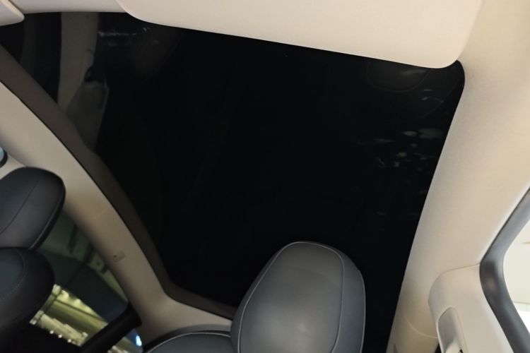 Tesla Model Y 2022 #18 Tesla Model Y 2022 car image #18