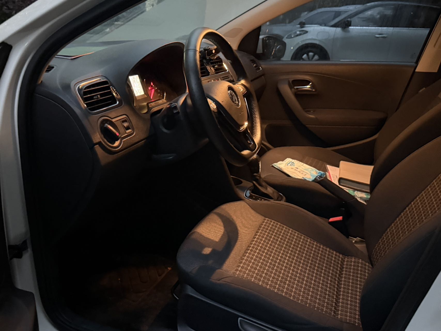 Volkswagen Polo 2018 صورة سيارة #4