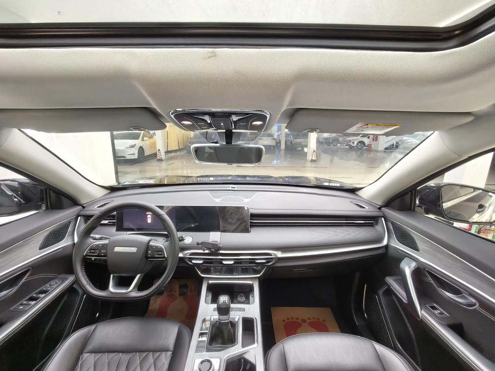 Jetour X70 PLUS 2023 car image #9