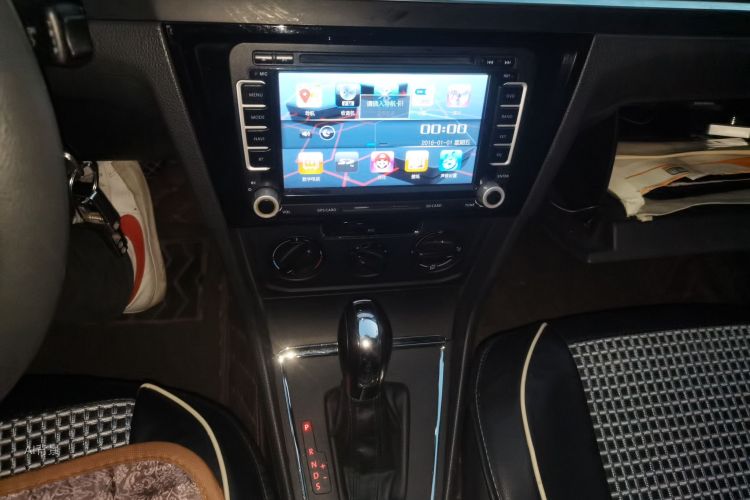 Volkswagen Bora 2016 image de voiture #15