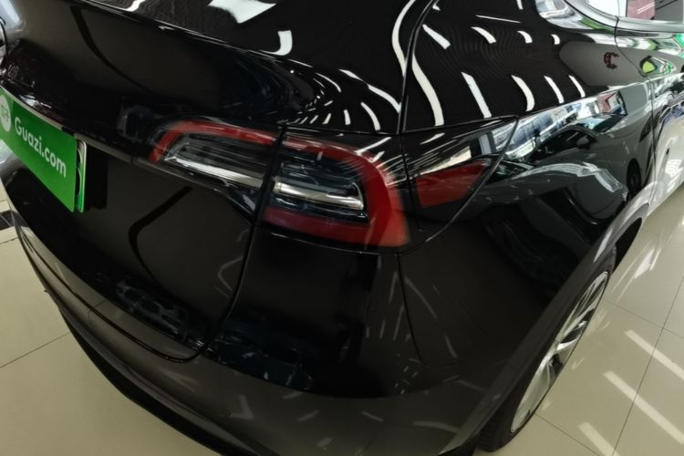 Tesla Model Y 2022 #8 Tesla Model Y 2022 car image #8
