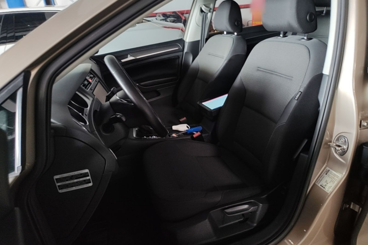 Volkswagen Golf 2017 #15 Volkswagen Golf 2017 car image #15