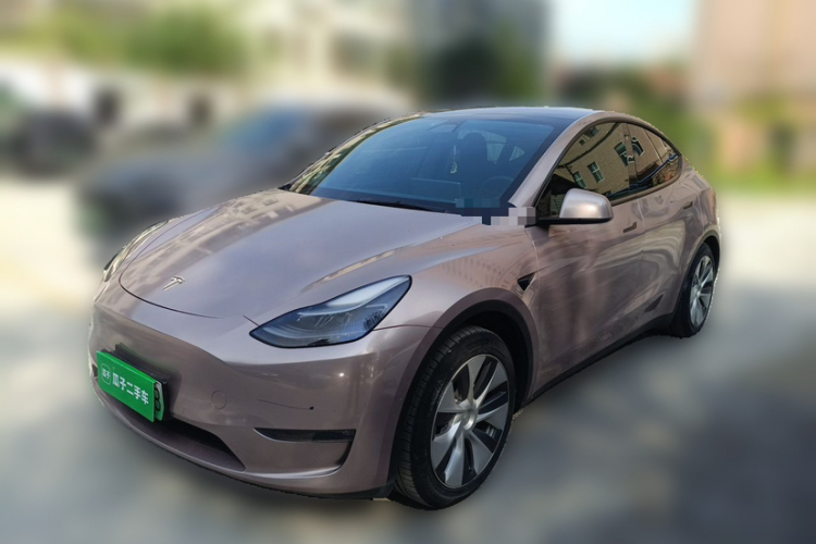Tesla Model Y 2022 #4 Tesla Model Y 2022 صورة سيارة #4