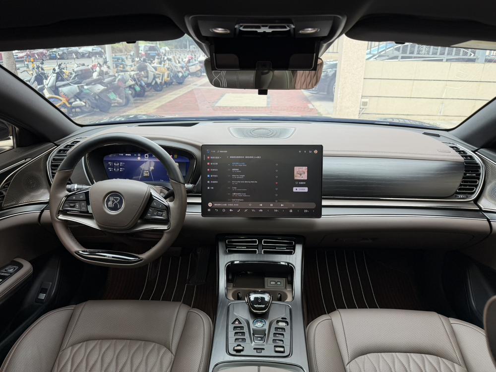 BYD Han 2024 #7 BYD Han 2024 car image #7