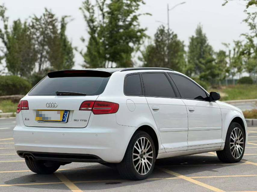 Audi A3 (Imported) 2013 car image #9