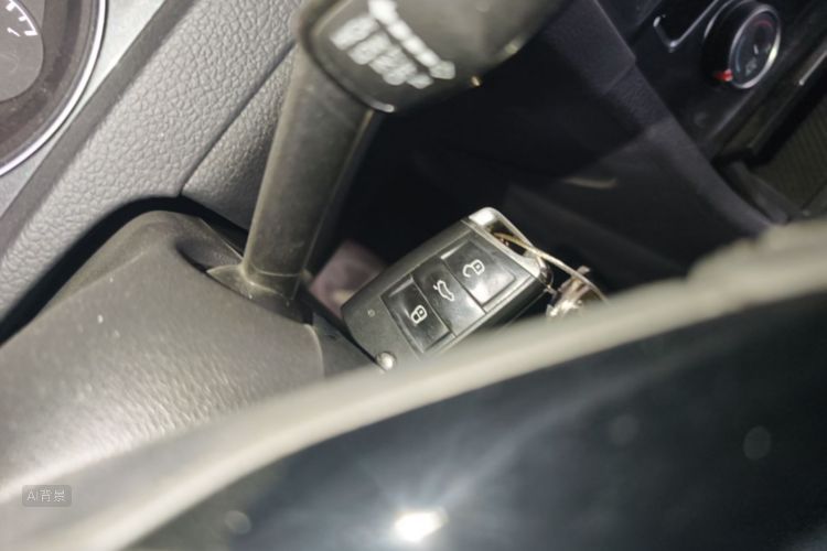 Volkswagen Golf 2019 #10 Volkswagen Golf 2019 car image #10
