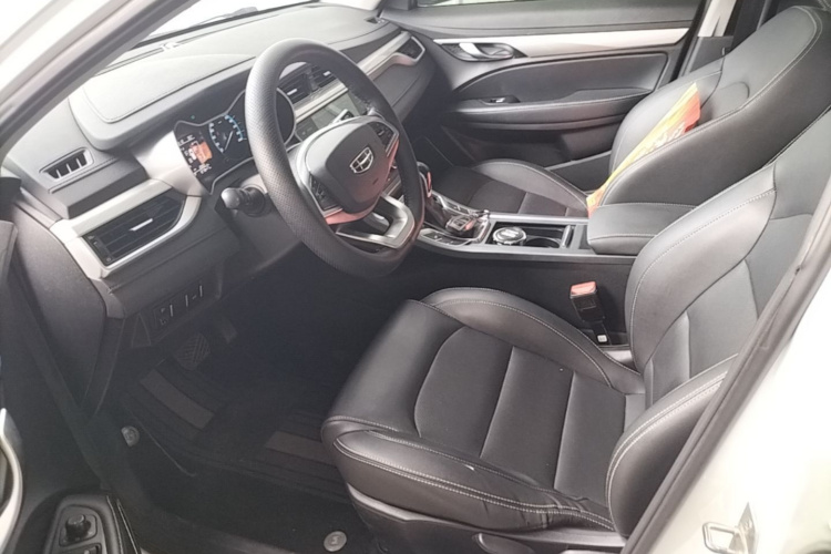 GEELY Emgrand 2020 #15 GEELY Emgrand 2020 imagen de coche #15