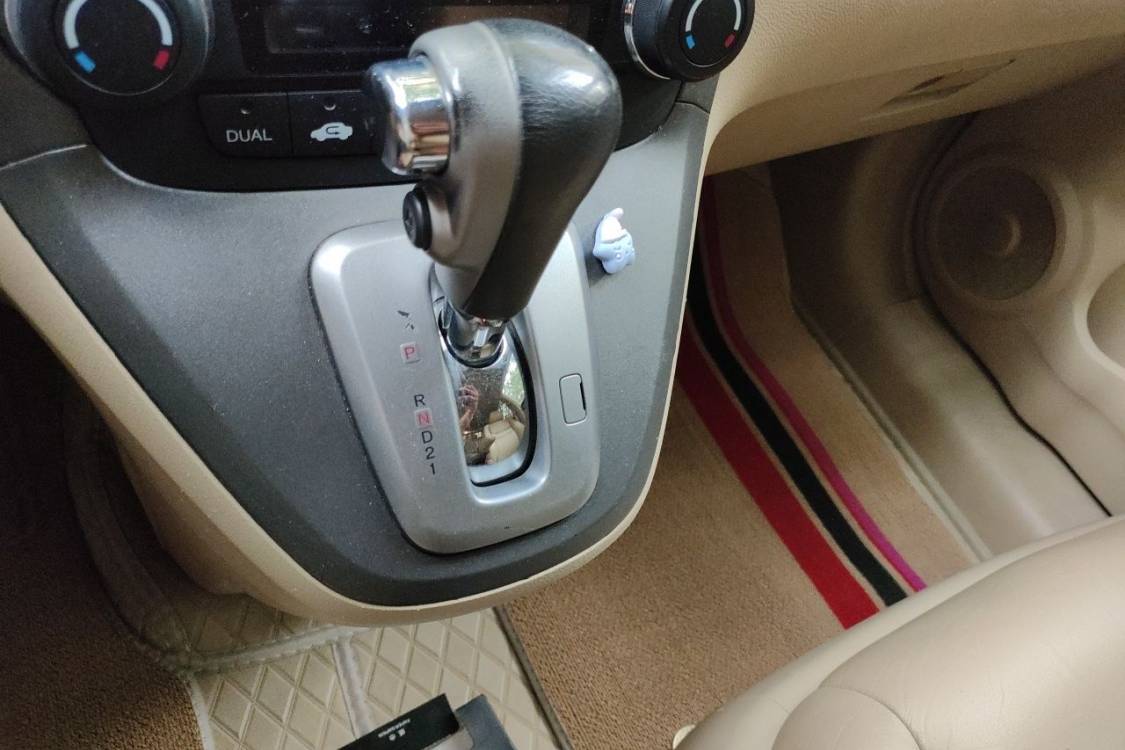 Honda CR-V 2010 car image #27