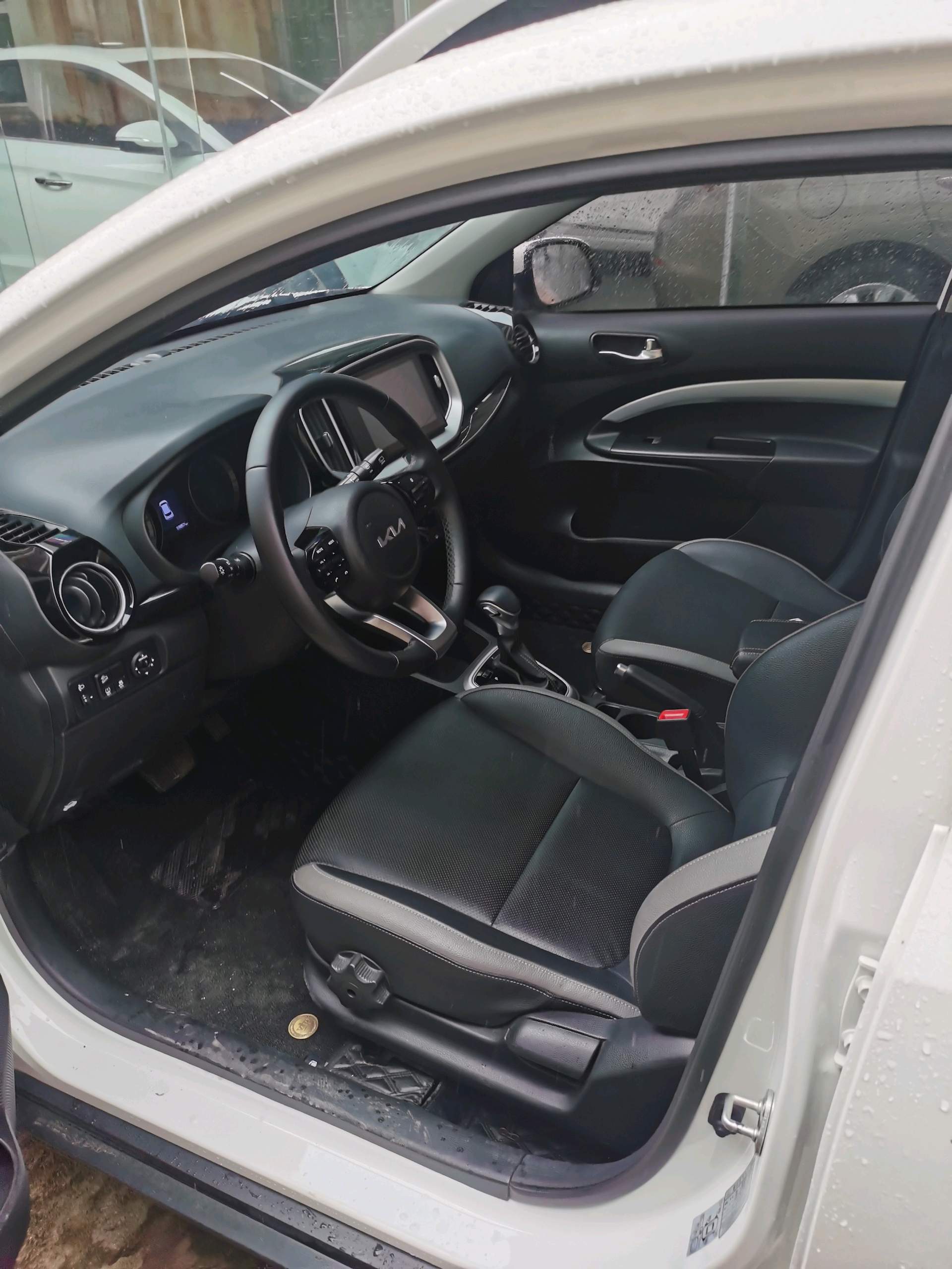 Kia KX1 2024 car image #3