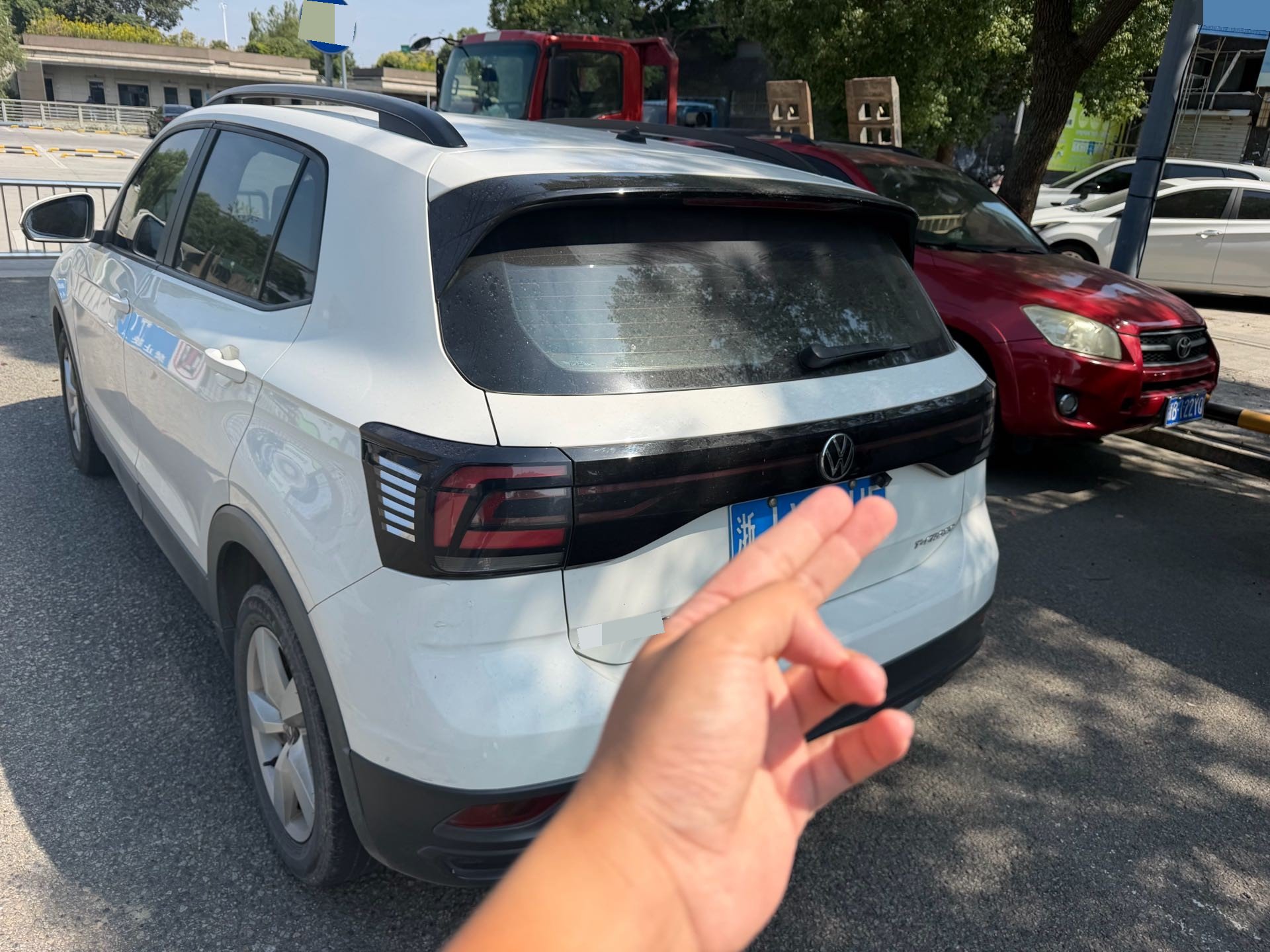 Volkswagen T-Cross 2019 immagine di auto #5
