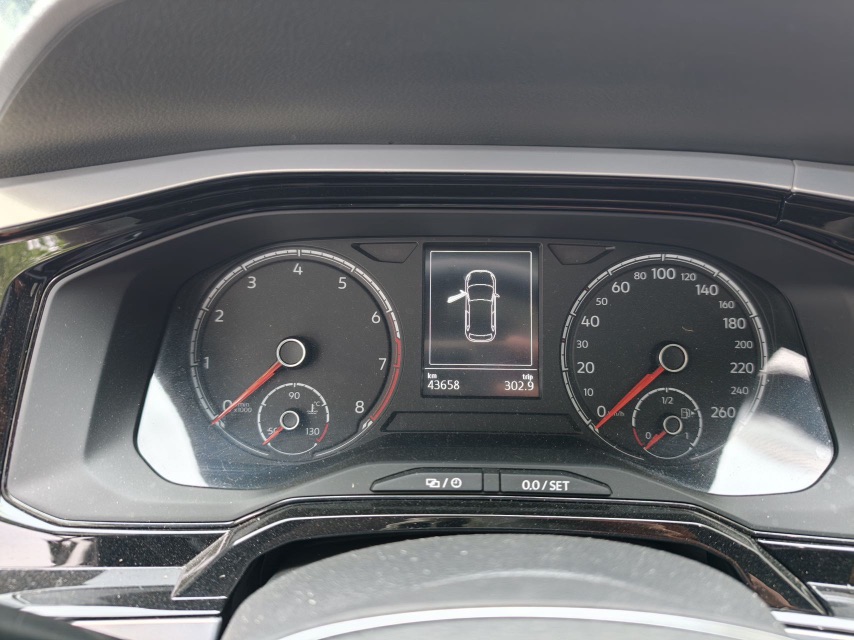 Volkswagen Polo 2021 car image #5