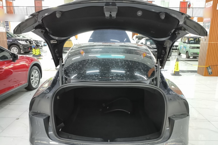 Tesla Model 3 2024 #19 Tesla Model 3 2024 car image #19