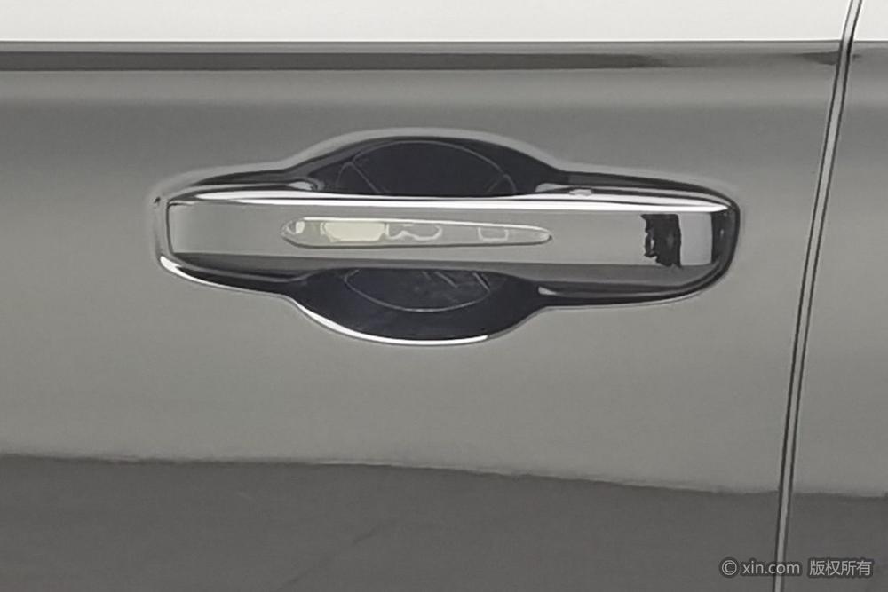 Honda CR-V 2023 immagine di auto #8