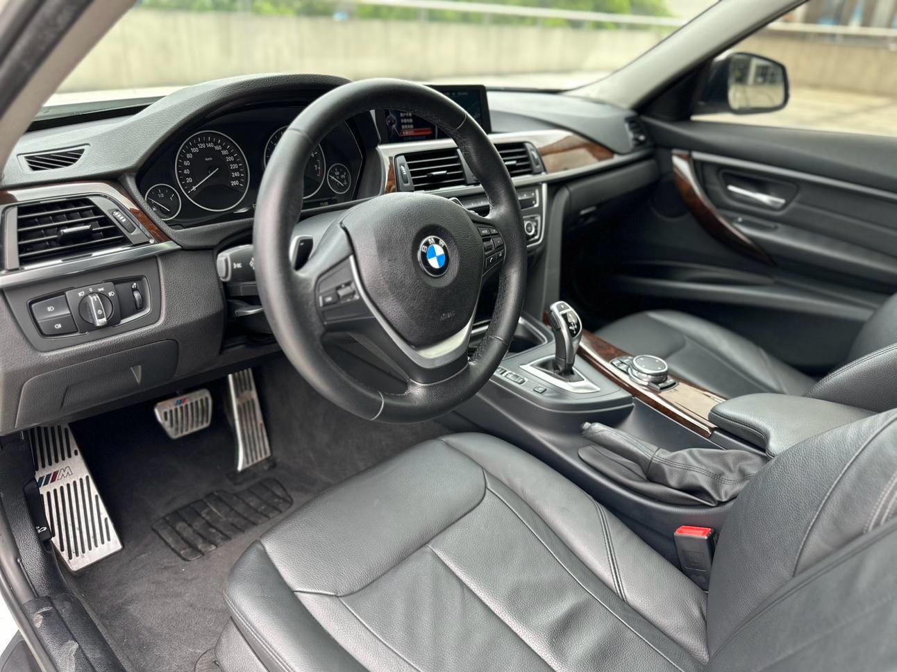 BMW 3 Series 2015 #8 BMW 3 Series 2015 изображение автомобиля #8
