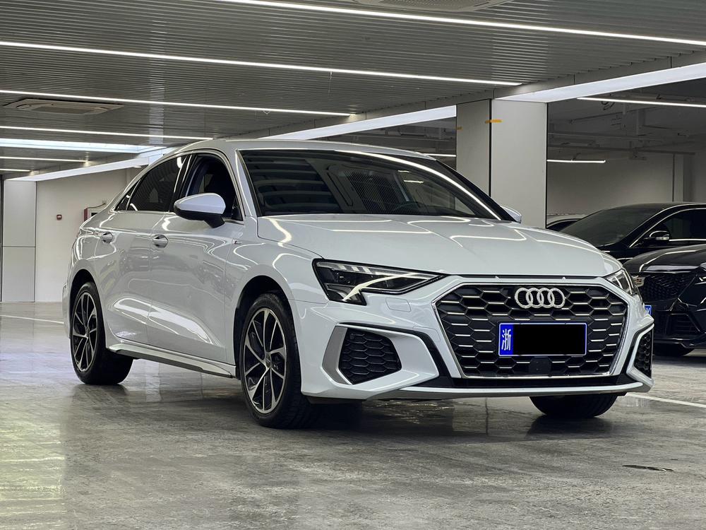 Audi A3 2020 car image #3