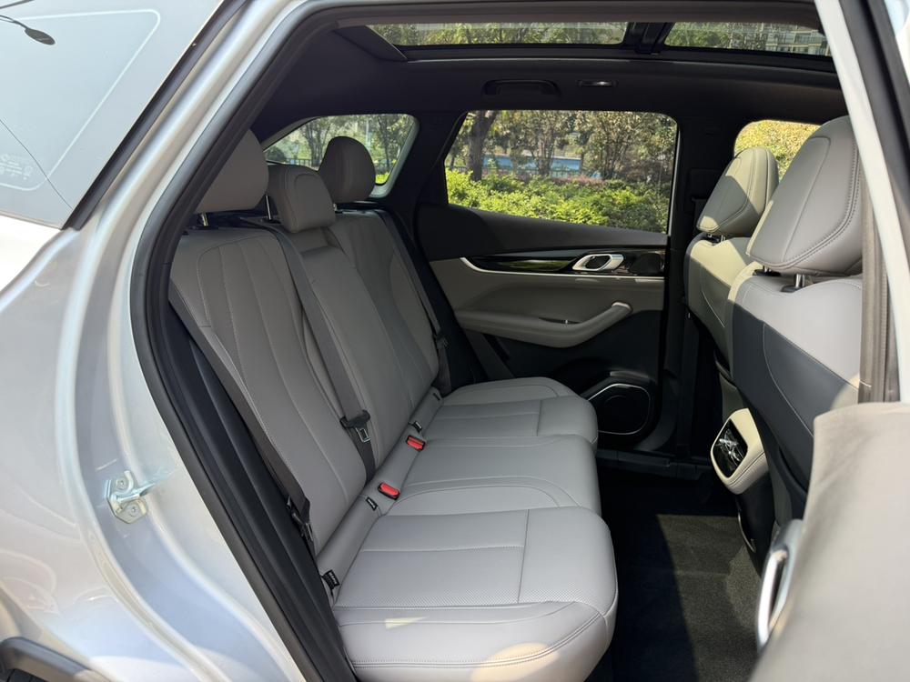 GEELY Boyue L 2025 #25 GEELY Boyue L 2025 изображение автомобиля #25