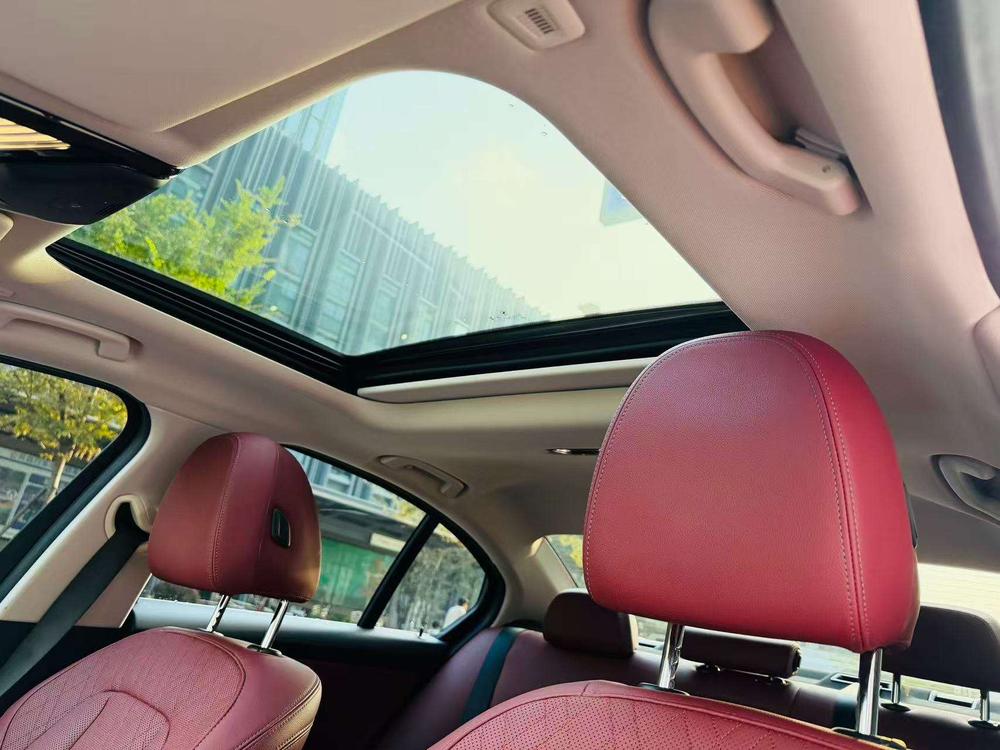 BMW 3 Series 2024 car image #15