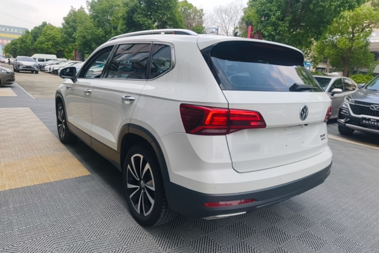 Volkswagen Tharu 2020 car image #7