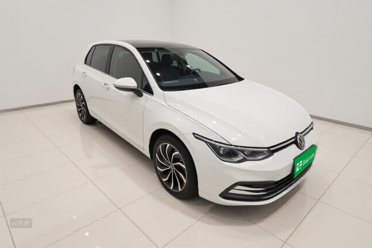Volkswagen Golf 2022 car image #4