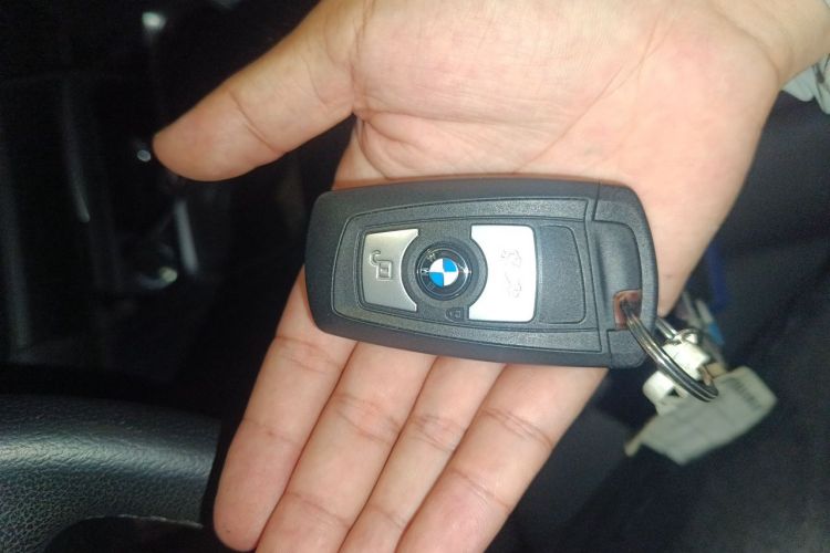BMW 3 Series 2015 #11 BMW 3 Series 2015 car image #11