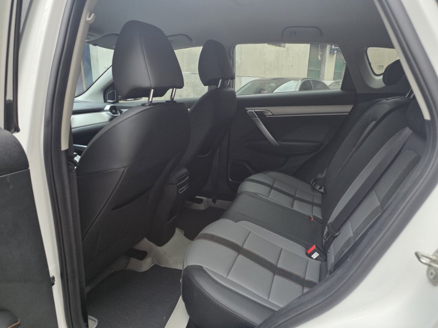 GEELY Coolray 2024 #5 GEELY Coolray 2024 car image #5
