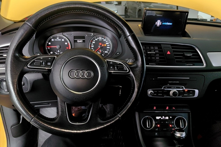 Audi Q3 2016 #10 Audi Q3 2016 car image #10